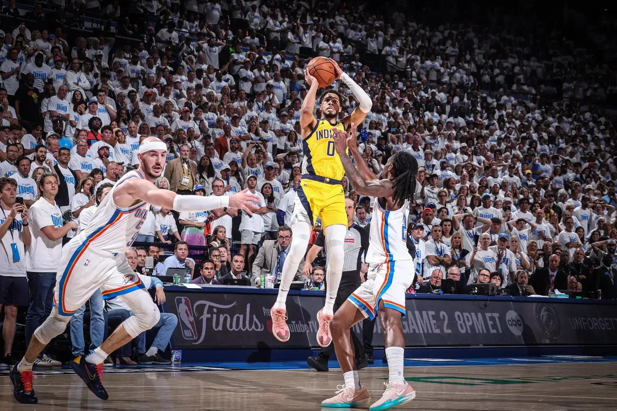 开云登录入口 -包含NBA总决赛加时末段走向成谜，巴塞罗那迎来里程碑，话题不断，身体对抗强度拉满的词条